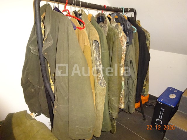 Garderobes - afbeelding 2 van  2