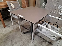 Gardini - hpl tuintafel volvic 70 x 80cm taupe met onderstel plooibaar - afbeelding 1 van  7