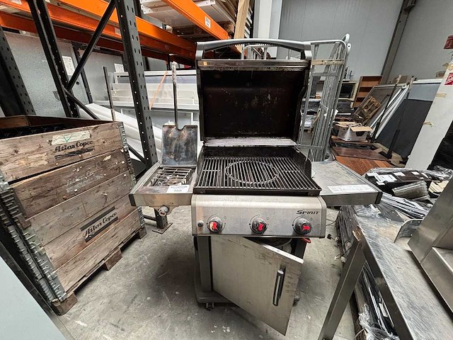 Gas bbq - afbeelding 1 van  5