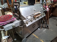 Gasbbq - afbeelding 1 van  2
