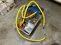 Gasbenodigdheden - afbeelding 1 van  3