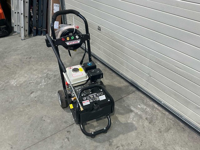 Gasoline high pressure washer b16-250 hogedrukreiniger - afbeelding 2 van  7