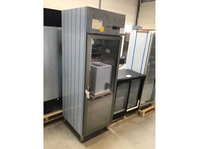 Gastro hero profi700gn2 glas vriezer 1 deur - afbeelding 1 van  5