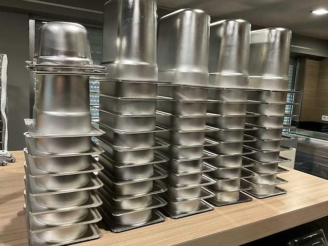 Gastronorm groot lot materiaal voedingswinkel - afbeelding 5 van  12