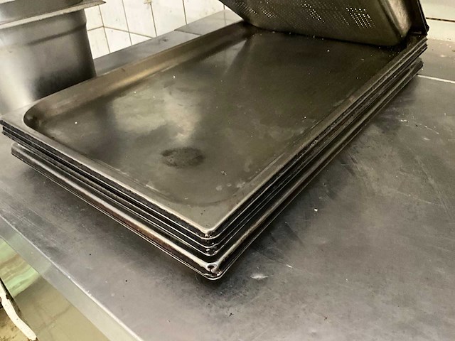 Gastronormbak en schaal (17x) - afbeelding 7 van  10