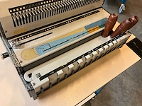 Gbc copy-protwin bindmachine - afbeelding 7 van  9