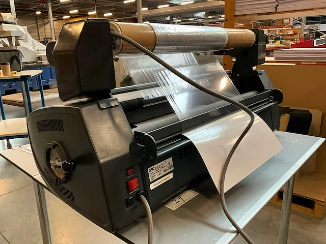 Gbc sign maker 25 lamineermachine - afbeelding 5 van  10