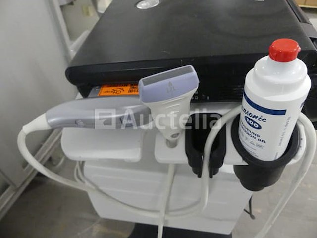 Ge healthcare logiq draagbaar ultrageluidsstation - afbeelding 2 van  10