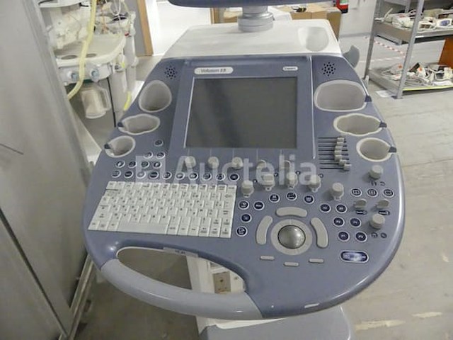 Ge healthcare voluson e8 expert trolley ultrasoon station - afbeelding 1 van  11