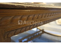 Gebeeldhouwde houten tafel - afbeelding 6 van  7