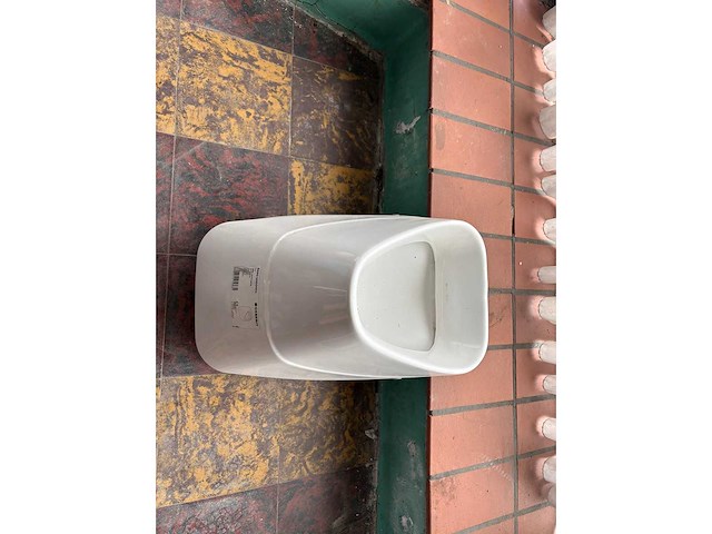 Geberit - 300 - urinal - afbeelding 5 van  5