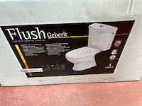 Geberit flush 2x toilet en sanitair toebehoren - afbeelding 7 van  13