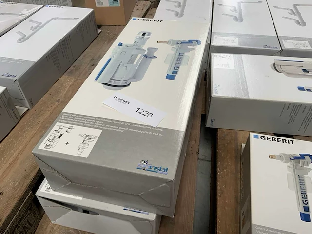 Geberit partij installatiemateriaal sanitair - afbeelding 3 van  5