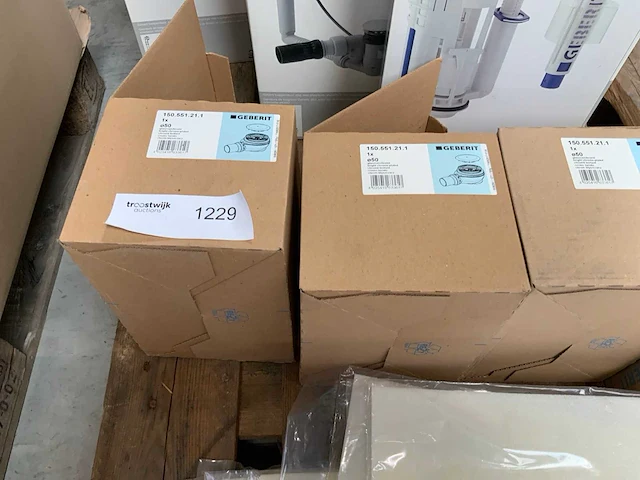 Geberit partij installatiemateriaal sanitair - afbeelding 3 van  6