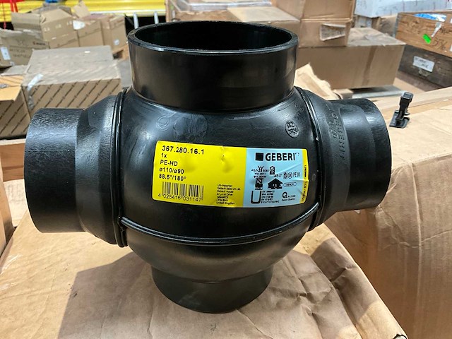 Geberit pe-hd 110/90 367.280.16.1 partij koppelstukken kruis - afbeelding 2 van  3