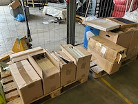 Geberit toilet (4x) + diverse badkamer accessoires - afbeelding 2 van  10