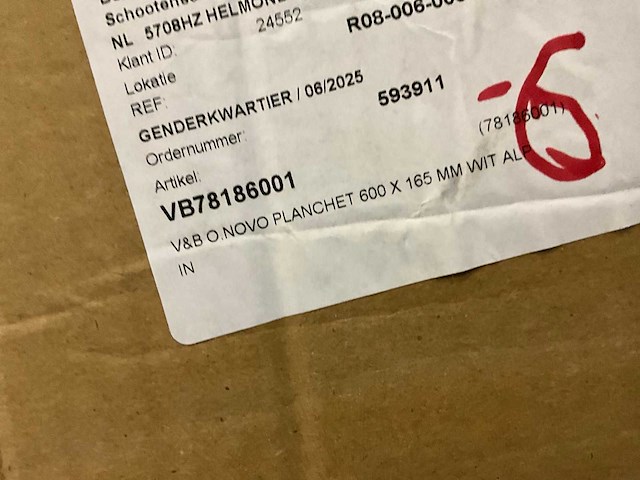 Geberit toilet (4x) + diverse badkamer accessoires - afbeelding 8 van  10