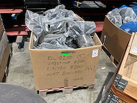 Geberit-wavin-akatherm partij moffen en koppelstukken - afbeelding 1 van  3