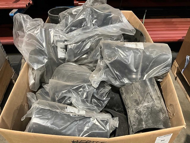 Geberit-wavin-akatherm partij moffen en koppelstukken - afbeelding 2 van  3