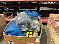 Geberit-wavin-akatherm partij moffen en koppelstukken - afbeelding 1 van  3