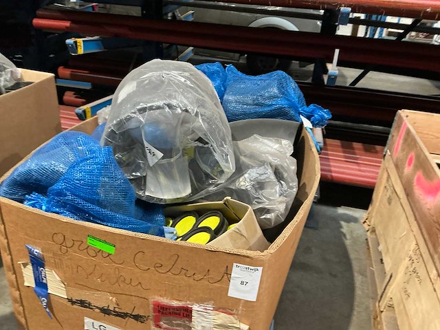 Geberit-wavin-akatherm partij moffen en koppelstukken - afbeelding 2 van  3