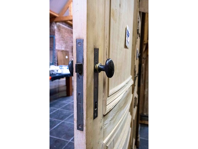 Gebogen deur - afbeelding 2 van  3