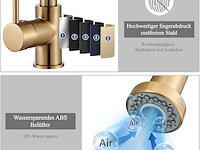 Geborsteld goudkleurige lagedruk keukenkraan - afbeelding 3 van  4