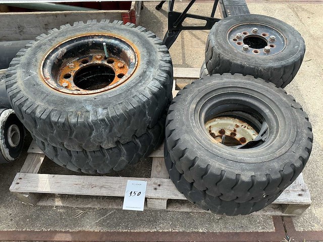 Gebruikte heftruck banden (6x) - afbeelding 2 van  2