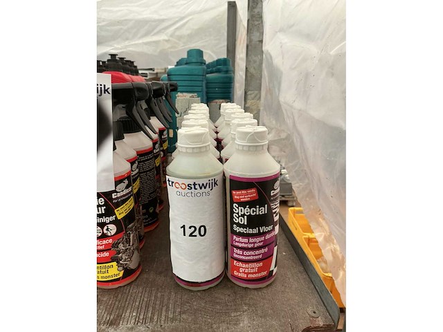 Geconcentreerd reiniger voor sterk vervuilde vloeren - afbeelding 2 van  2