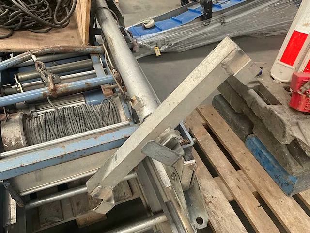 Geda 150 gedemonteerde bouwlift/pannenlift - afbeelding 10 van  20