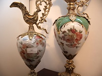 Gedecoreerdde porseleinvaas (x2) - afbeelding 3 van  5