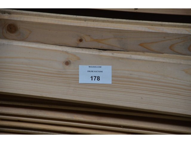 Gedemonteerd grenen tuinhuis (lot grenen planken) - afbeelding 5 van  6