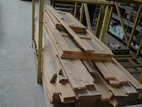 Gedemonteerd grenen tuinhuis (lot grenen planken) - afbeelding 6 van  6