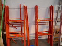 Gedemonteerd magazijnrek - afbeelding 1 van  4