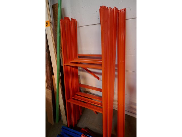 Gedemonteerd magazijnrek - afbeelding 3 van  4