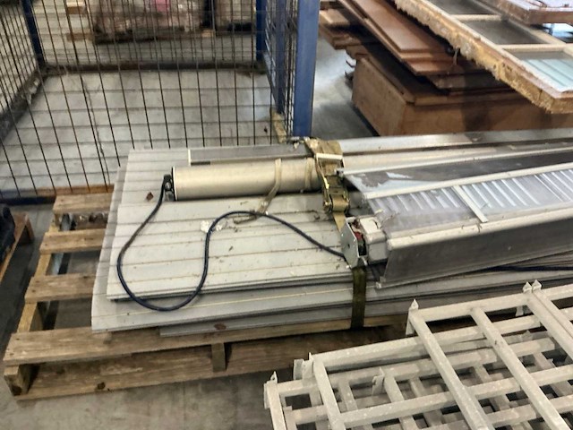 Gedemonteerd rolgordijnen - afbeelding 6 van  7