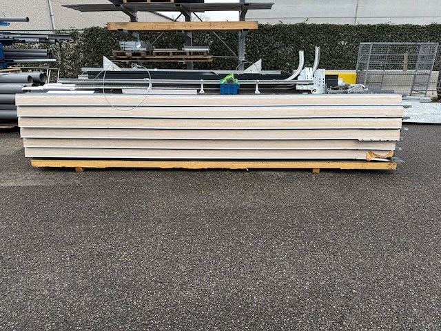 Gedemonteerde aanbouw garage of berging - afbeelding 7 van  9