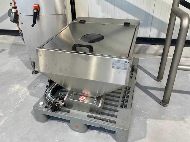 Gedemonteerde doppenverpakkingslijn - afbeelding 8 van  12