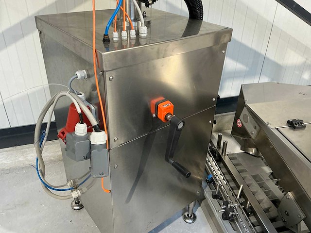 Gedemonteerde doppenverpakkingslijn - afbeelding 11 van  12