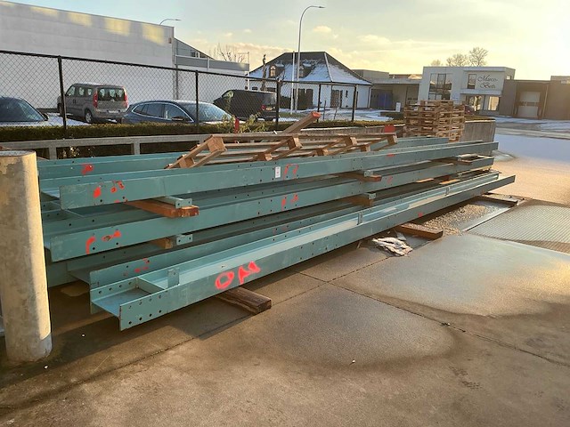 Gedemonteerde dubbelzijdige draagarmsteling - afbeelding 1 van  5