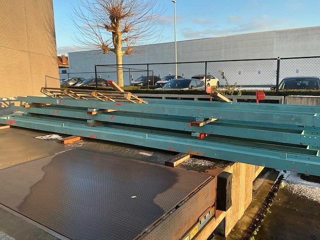 Gedemonteerde dubbelzijdige draagarmsteling - afbeelding 3 van  5