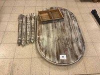 Gedemonteerde eetkamertafel - afbeelding 1 van  4