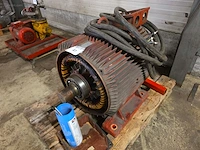 Gedemonteerde elektromotor no name