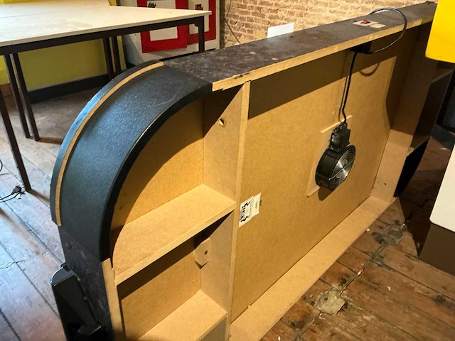 Gedemonteerde hockeytafel - afbeelding 4 van  6