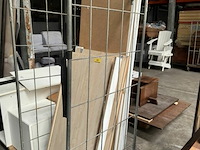 Gedemonteerde kledingkast - afbeelding 2 van  3