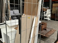 Gedemonteerde kledingkast - afbeelding 3 van  3