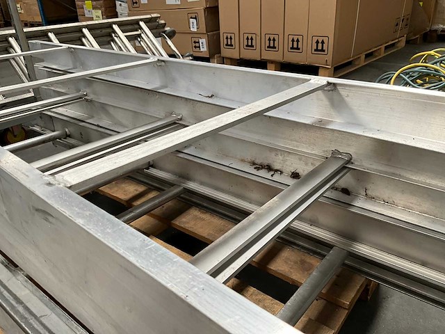 Gedemonteerde ladderlift - afbeelding 8 van  10