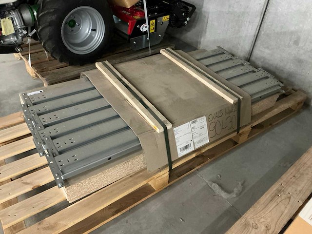 Gedemonteerde magazijnstelling - afbeelding 1 van  3