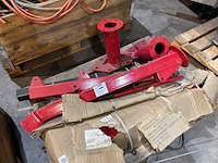 Gedemonteerde motorlift - afbeelding 2 van  5