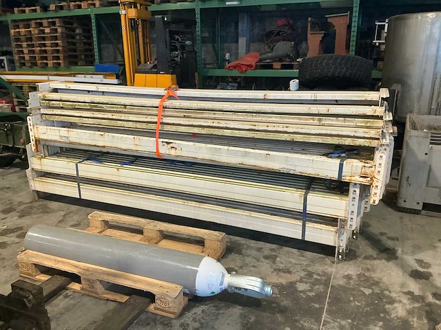 Gedemonteerde palletstelling - afbeelding 7 van  9